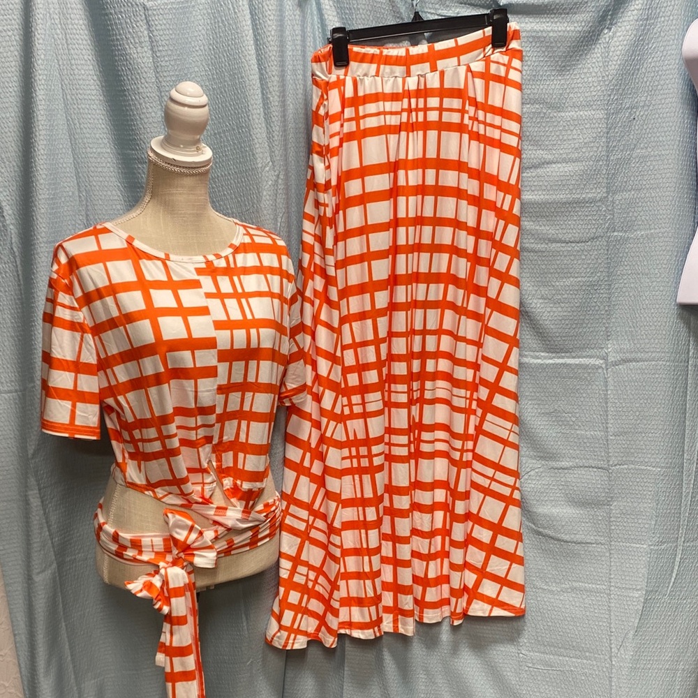SHEIN size 2X 2pc set Orange and White Checkered maxi Skirt matching top stretch
